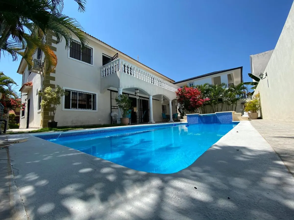 Villa Vivienda El Dorado, En Santiago à Santiago De Los Caballeros