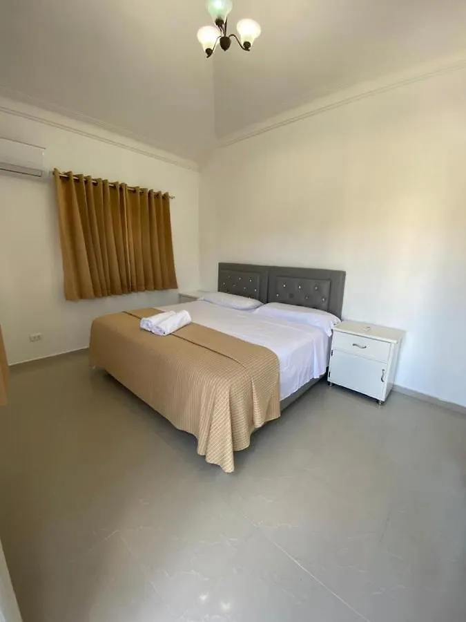 Villa Vivienda El Dorado, En Santiago à Santiago De Los Caballeros Hébergement de vacances